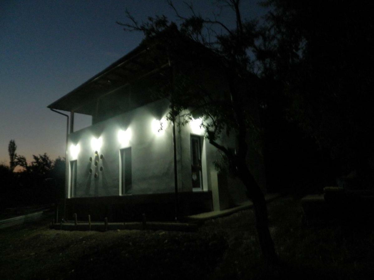 Cottage Poe Poienari Luaran gambar